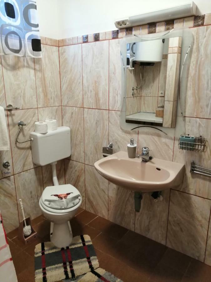 Apartmani Petra Vrsi Kültér fotó