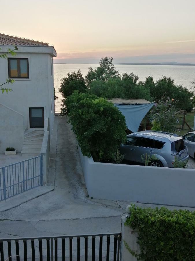 Apartmani Petra Vrsi Kültér fotó